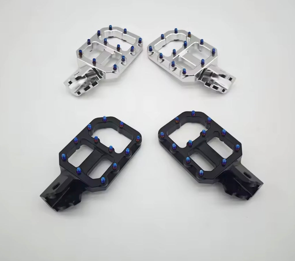 Titanium Wide Foot Pegs