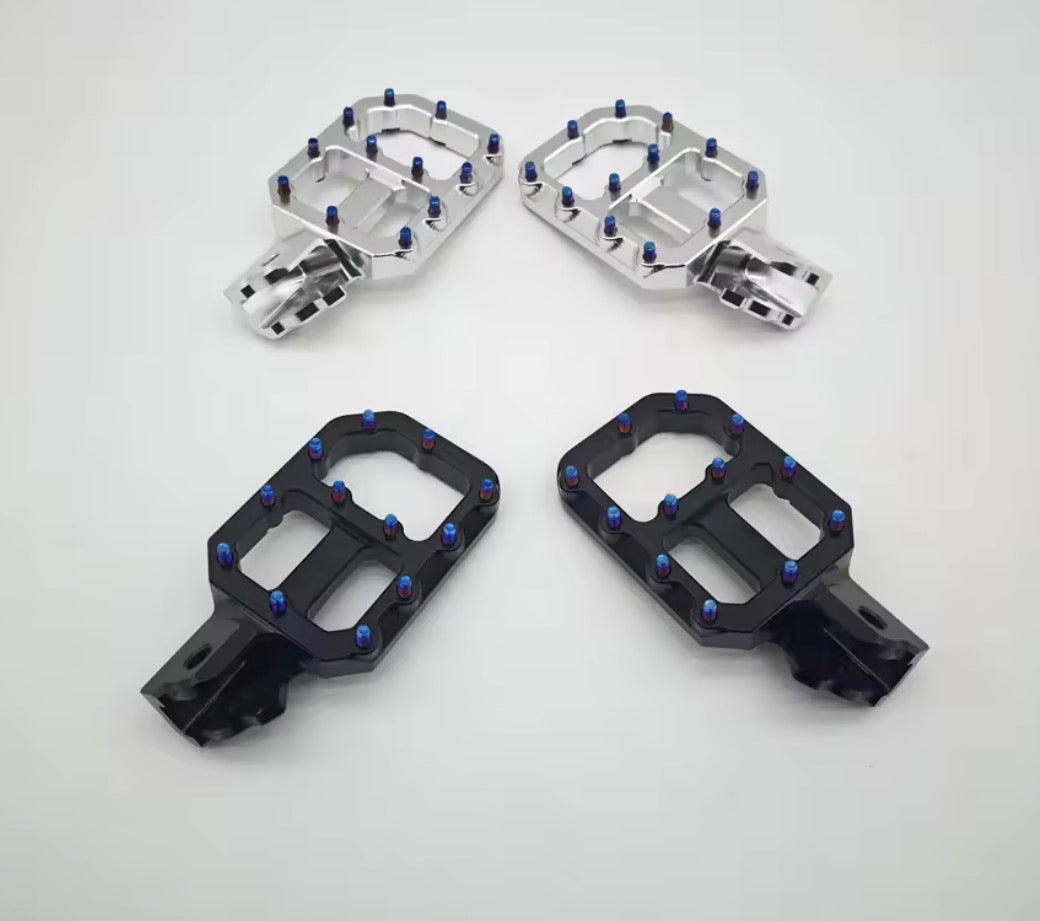 Titanium Wide Foot Pegs